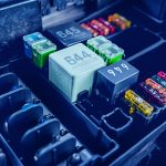 Fermele de energie solara ofera o a doua viata bateriilor EV